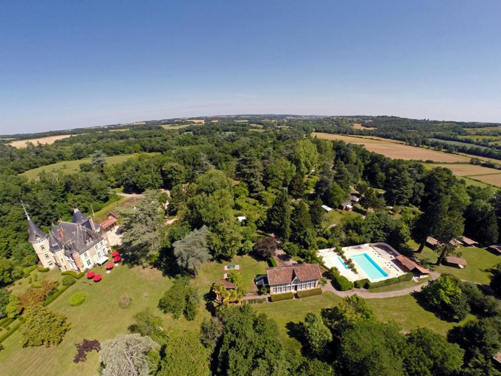 Camping Et Hotel Chateau Du Haget Montesquiou Exterior photo