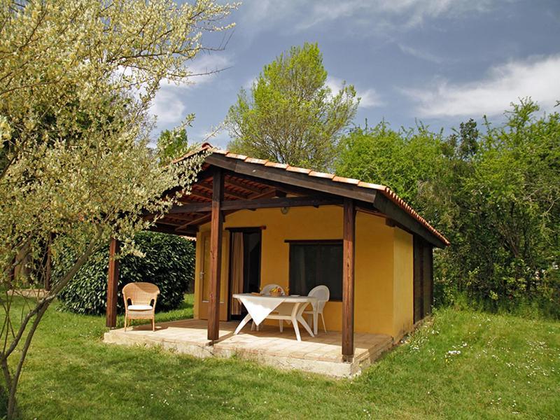 Camping Et Hotel Chateau Du Haget Montesquiou Exterior photo